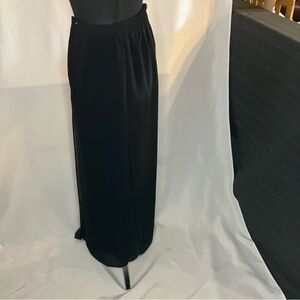 Women's R&M Richards Petite black pants with a black over sheer overlay.